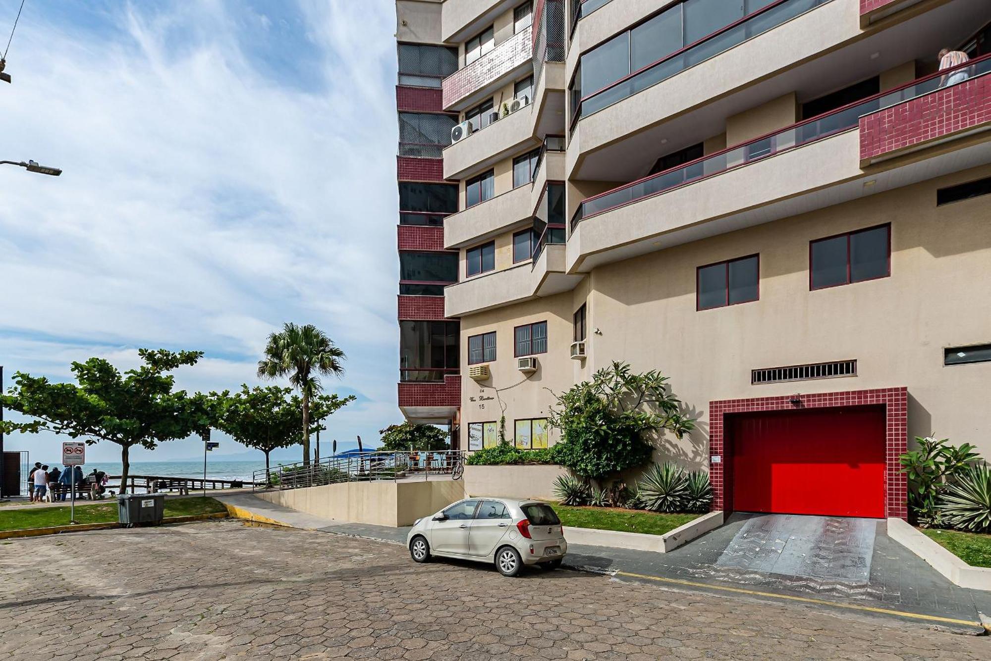 Apto Pe Na Areia Vista Mar Em Meia Praia Evb308 Itapema Exterior photo